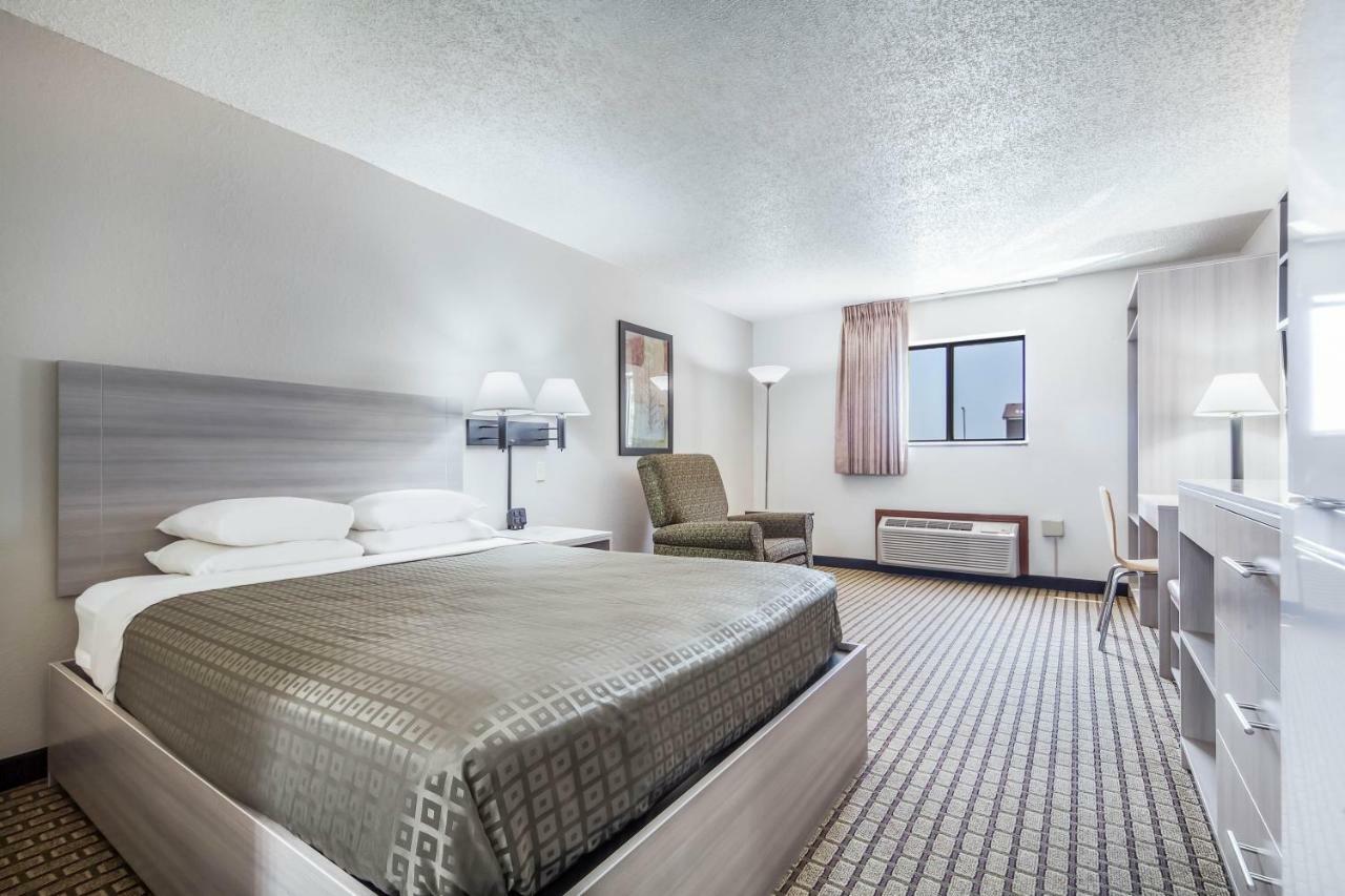 Country Hearth Inn Maryville Экстерьер фото